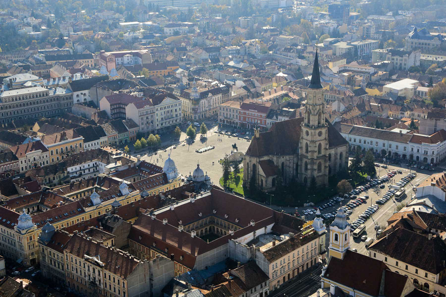 4.-Cluj-Napoca---Unirii-Square,-city-center